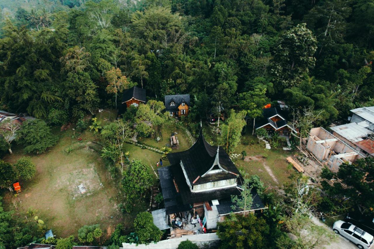 Canyon Jungle Stay Bukittinggi Extérieur photo